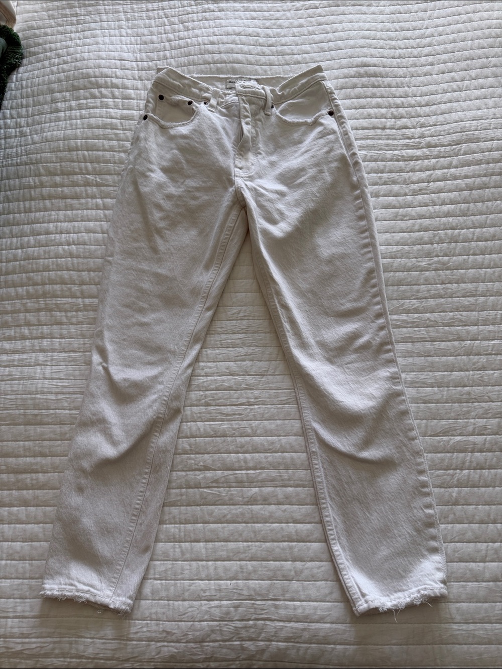 Abercrombie & Fitch White Straight-Leg Women's Jeans